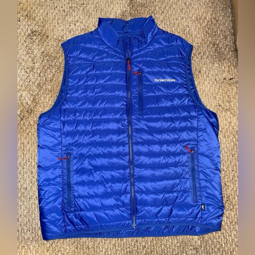 vineyard vines Men’s Blue Lightweight Vest